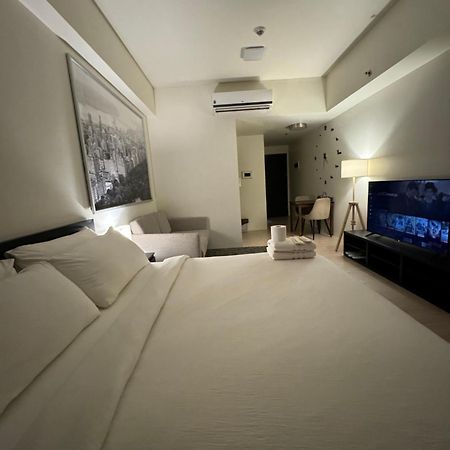 81 Newport Blvd Cluster 4 Unit B 3Rd Flr By Rechelle Nunag Pasay Esterno foto