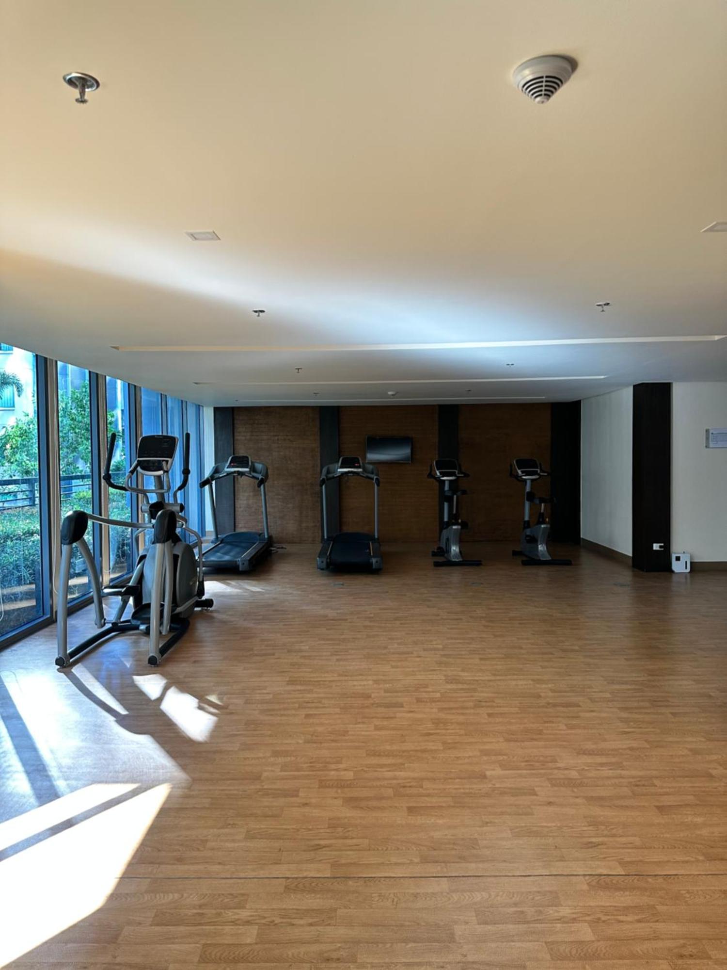 81 Newport Blvd Cluster 4 Unit B 3Rd Flr By Rechelle Nunag Pasay Esterno foto