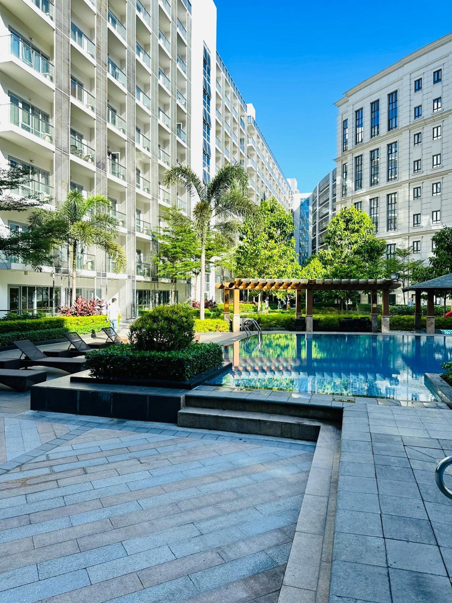 81 Newport Blvd Cluster 4 Unit B 3Rd Flr By Rechelle Nunag Pasay Esterno foto