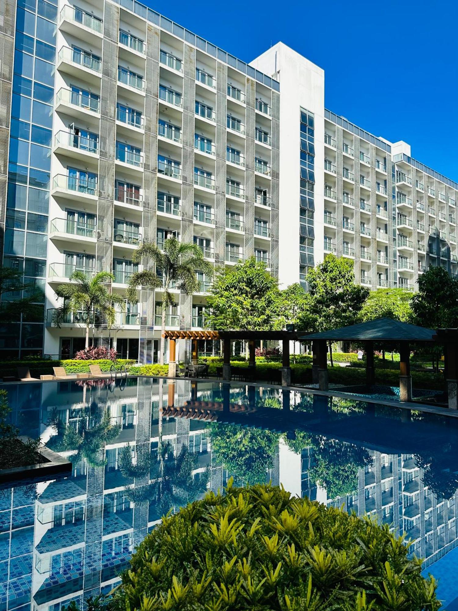 81 Newport Blvd Cluster 4 Unit B 3Rd Flr By Rechelle Nunag Pasay Esterno foto