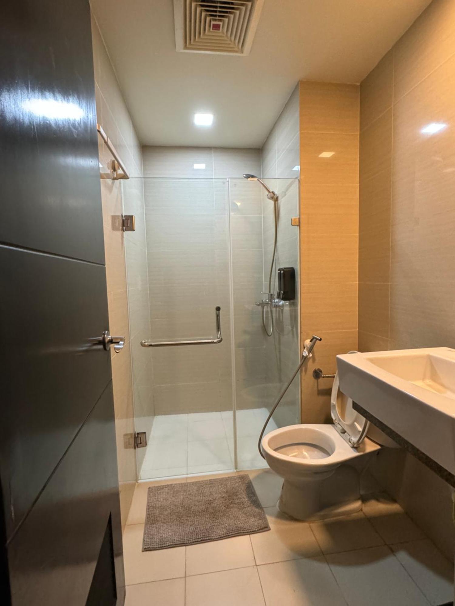 81 Newport Blvd Cluster 4 Unit B 3Rd Flr By Rechelle Nunag Pasay Esterno foto