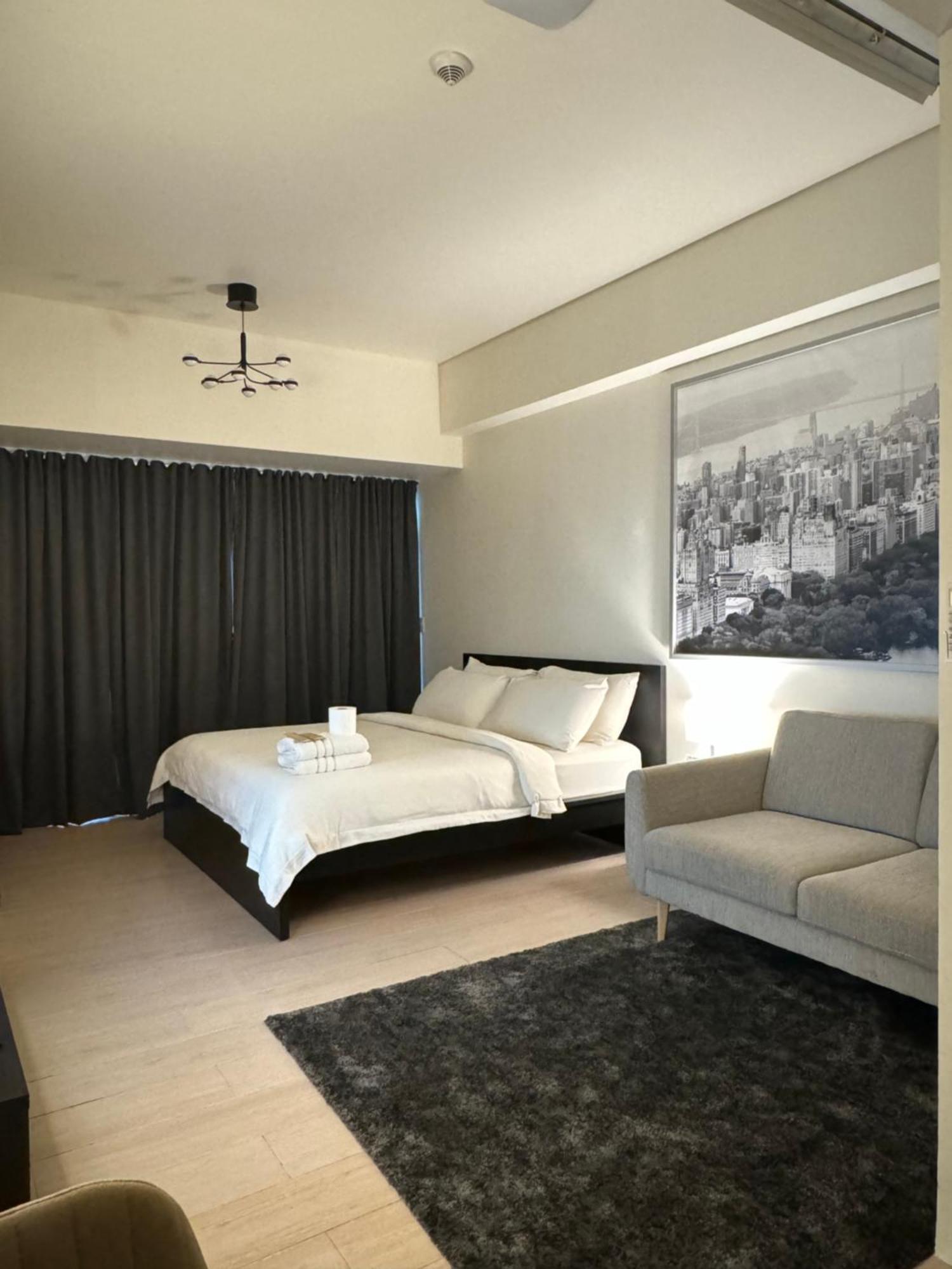 81 Newport Blvd Cluster 4 Unit B 3Rd Flr By Rechelle Nunag Pasay Esterno foto